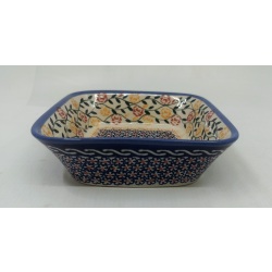 Miseczka kwadratowa średnia